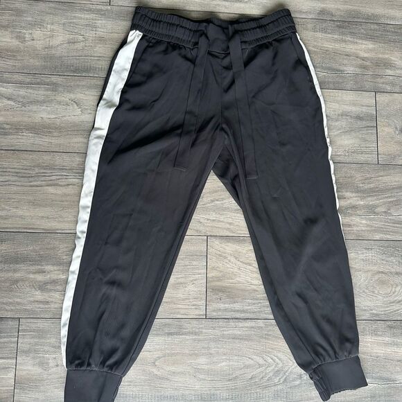 Dynamite Joggers Black with White Stripe Large - Picture 2 of 7